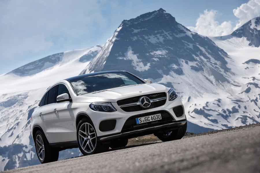  Mercedes-Benz GLE350 d 4Matic Coupe AMG Line 2015 года  (фото 1 из 12)